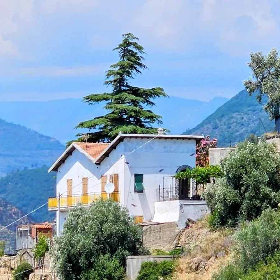 הוילה ארמה די טאגיה Casa Del Sole איטליה