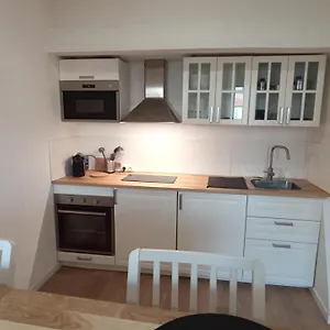 https://studio-n7.fr-provencehotel.com